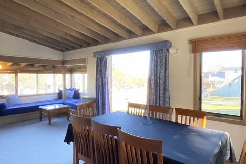 Alpine Interlude - Grafton Accommodation 3