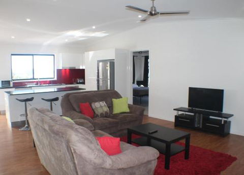 Yachtsmans Paradise Whitsundays - Grafton Accommodation 3