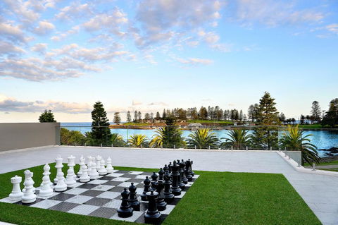 Belle Vue Penthouse At Black Beach - Grafton Accommodation 2