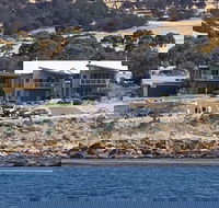 Penneshaw Oceanview Apartments - Grafton Accommodation