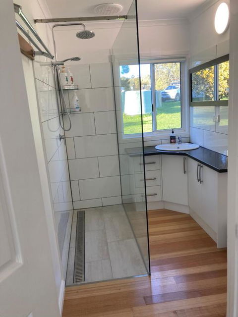 A Slice Of Paradise - Grafton Accommodation 5
