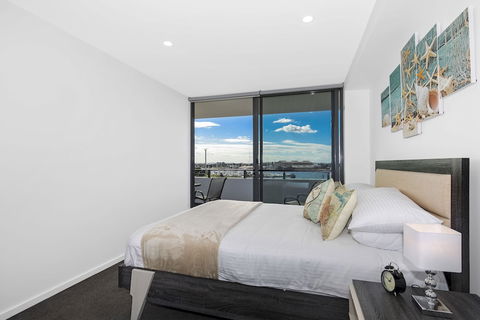 Astra Apartments Newcastle West - Grafton Accommodation 1