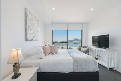 Astra Apartments Newcastle West - Grafton Accommodation 2