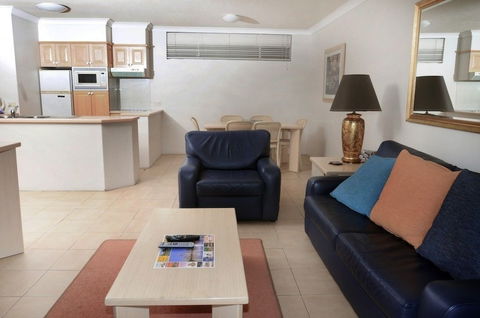 Anglesea Beachfront Court Holiday Units - Grafton Accommodation 6