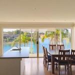 Unbeatable Waterfront Location - Grafton Accommodation 0