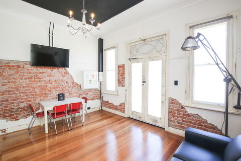 Indulge Apartments -The Urban Collection - Grafton Accommodation 4