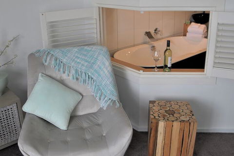 Ulverstone River Edge Apartments - Grafton Accommodation 4