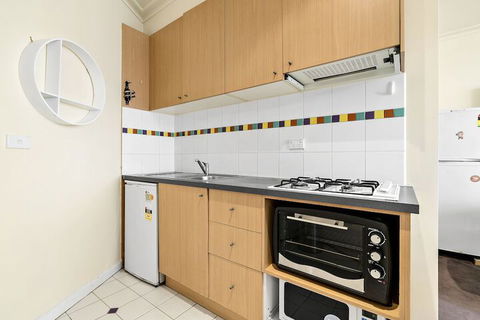 ELIZA, 2BDR Melbourne Apartment - Grafton Accommodation 6