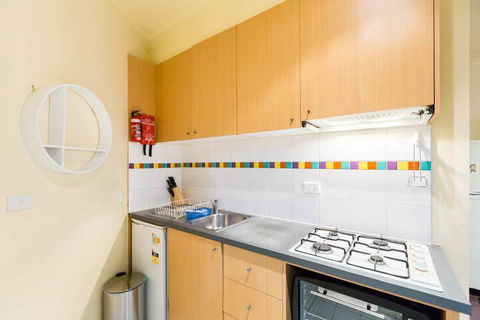ELIZA, 2BDR Melbourne Apartment - Grafton Accommodation 3