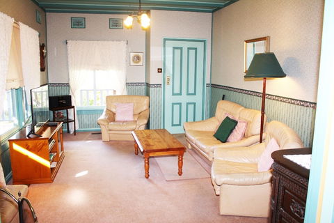 Ambrose Cottage Front Apt - Grafton Accommodation 4