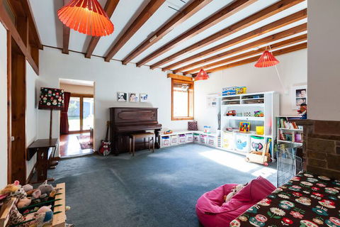 KELLY, 3BDR Northcote House - Grafton Accommodation 3