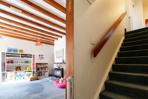 KELLY, 3BDR Northcote House - Grafton Accommodation 7