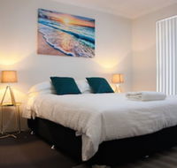 Azure Villa - Grafton Accommodation