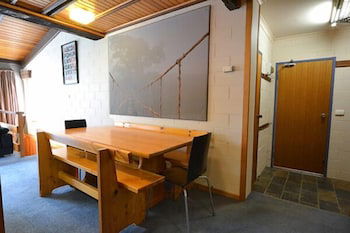 Alpine Haven 8 - Grafton Accommodation 3
