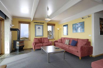 Alpine Haven 2 - Grafton Accommodation 1