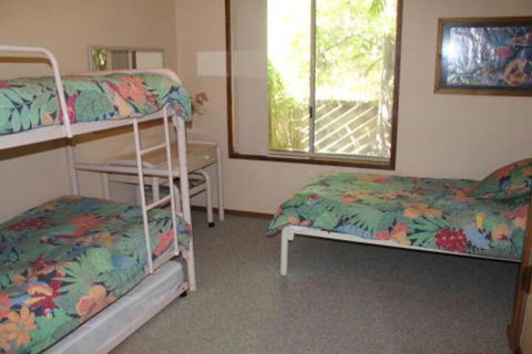 Coastal Retreat Unit 3 - Grafton Accommodation 4