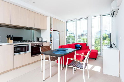 Amazing Location 1BR Apartment In Melbourne CBD - Grafton Accommodation 1