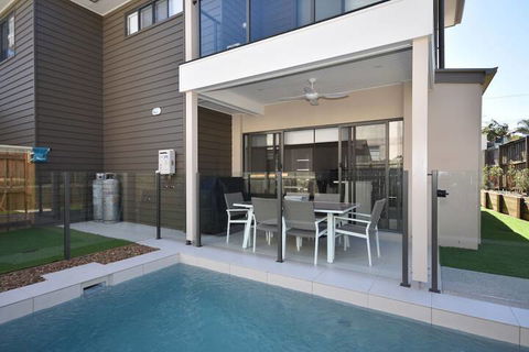 Holiday With A View Lowry Street - Grafton Accommodation 2