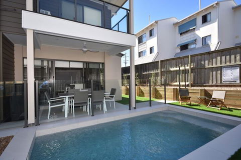 Holiday With A View Lowry Street - Grafton Accommodation 1