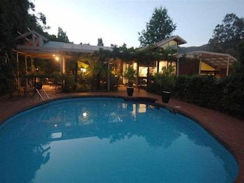 Apple Blossom Retreat - Grafton Accommodation 2