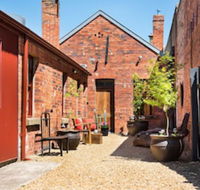 Persimmon - Grafton Accommodation