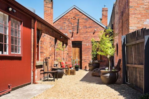 Persimmon - Grafton Accommodation 0