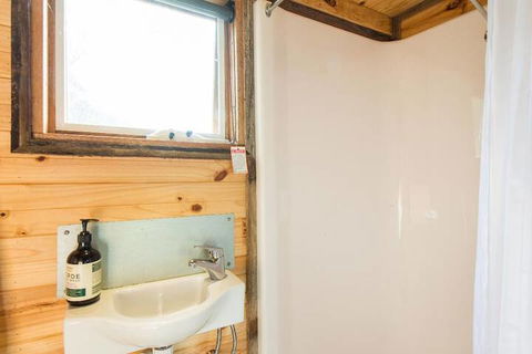 Live Big In The Gurdies Tiny House With A View - Grafton Accommodation 4