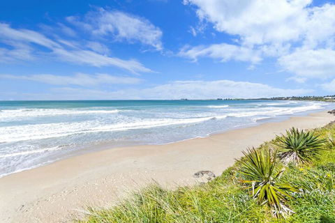 Aqua Mist Seascape - Grafton Accommodation 2