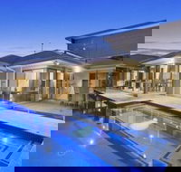 Pottsville Beach Holiday Home - Grafton Accommodation