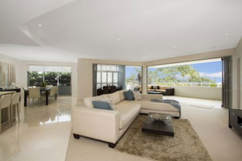KINGSCLIFF OCEAN VIEW TERRACE By THE FIGTREE 5 - Grafton Accommodation 0