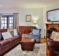 Parker Lodge Maldon - Grafton Accommodation