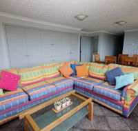 Shoreline Six With Ocean Views To See The Whales - Grafton Accommodation