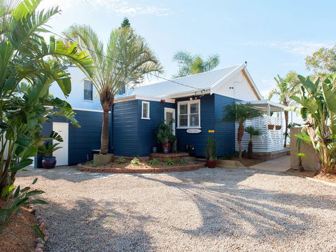Sandy Point Road 6 Mermaids Rest - Grafton Accommodation 1