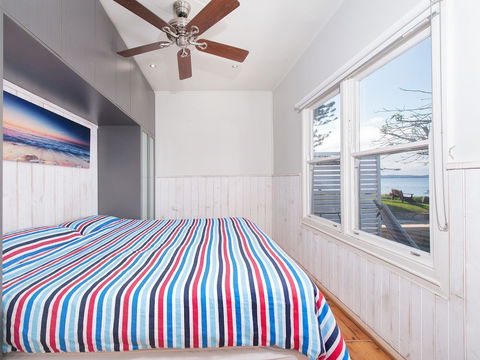 Sandy Point Road 6 Mermaids Rest - Grafton Accommodation 6