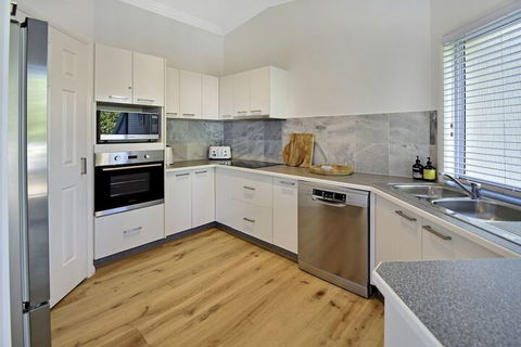 Advance Place - Grafton Accommodation 2