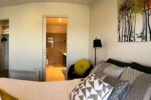 Oceana B&B - Grafton Accommodation 6