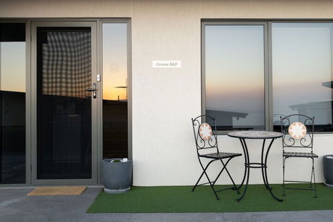 Oceana B&B - Grafton Accommodation 1