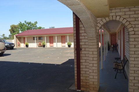 Alamo Motor Inn - Grafton Accommodation 2