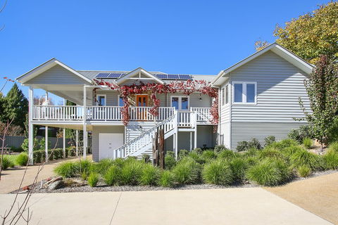 Autumn Home - Our Place At Bright - Grafton Accommodation 0