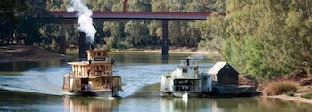 Echuca Moama Holiday Accommodation 3 - Grafton Accommodation 1