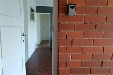 Clayton Apartment - Grafton Accommodation 1