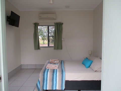 Ingham Tourist Park - Grafton Accommodation 3