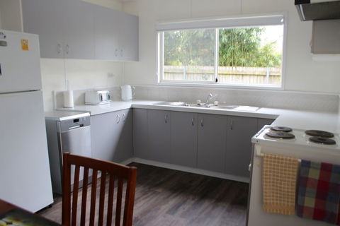 Little Gem - Grafton Accommodation 2