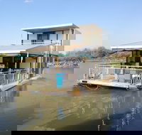 Corroboree Houseboats - Grafton Accommodation