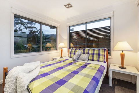 Aquawaters House By Barefoot Beach Stays - Grafton Accommodation 4