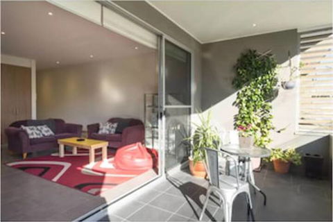 Capel Sound Escapes - Grafton Accommodation 0