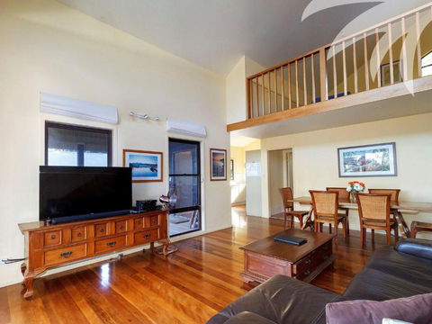 Elandra - Grafton Accommodation 5