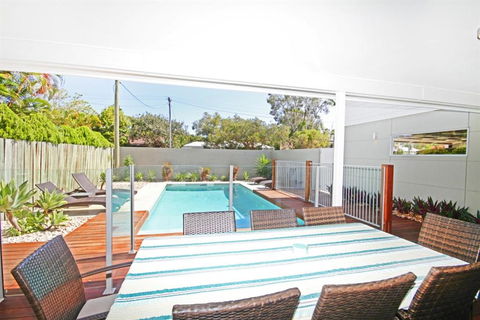 22 Sorrento Avenue Coolum Beach Linen Supplied PET FRIENDLY 500 BOND - Grafton Accommodation 6