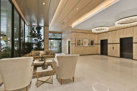 Airhome Southbank Riverside Tower - Grafton Accommodation 2