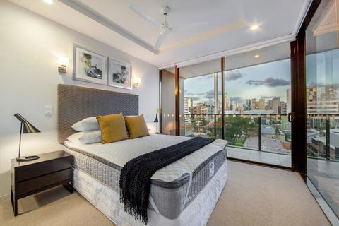 AAB Apartments South Brisbane - Grafton Accommodation 6